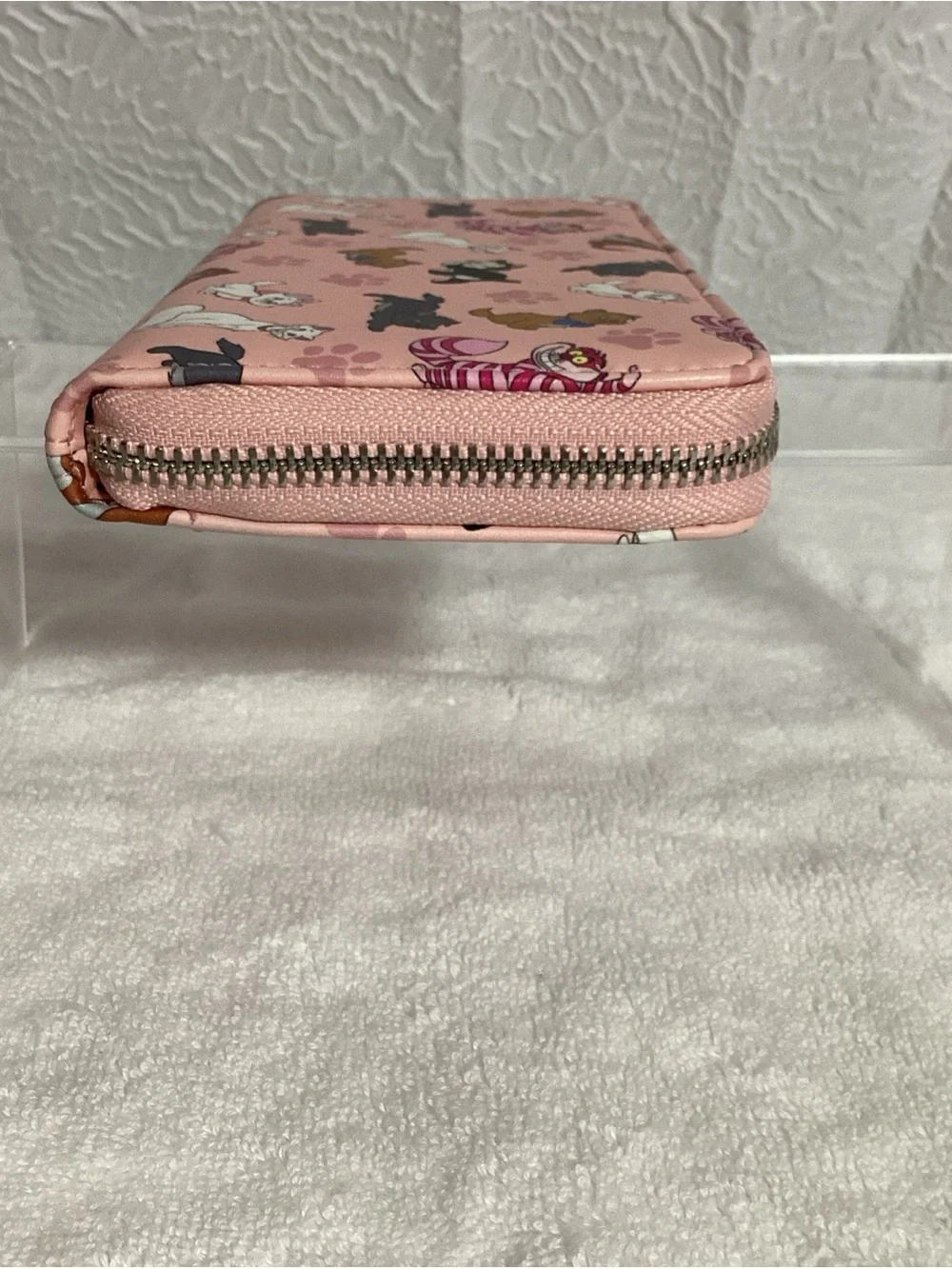 Loungefly Disney Favorite Cats Large Wallet Clutch EUC Figaro Marie Cheshire ETC